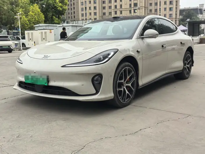 IM L6 2025 Model Ultra 100kWh – фото 1