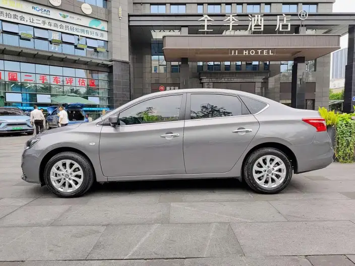Nissan Sylphy 2022 Model Classic 1.6 XE CVT Comfort Edition – фото 3