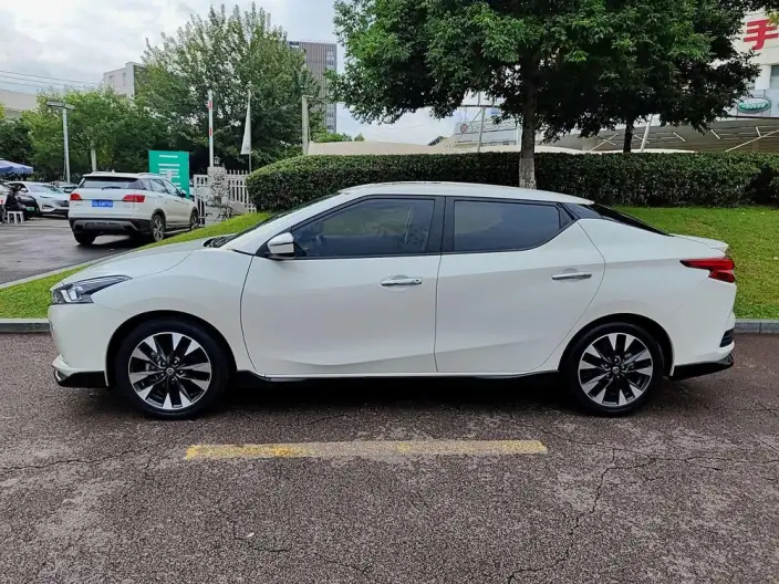 Nissan Lannia 2020 Model 1.6L CVT Smart Connect Smart Cool Edition China VI – фото 3