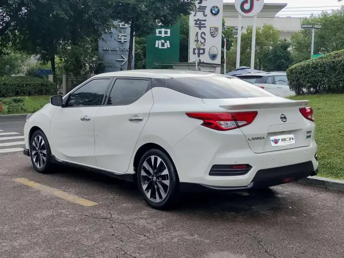Nissan Lannia 2020 Model 1.6L CVT Smart Connect Smart Cool Edition China VI – фото 4