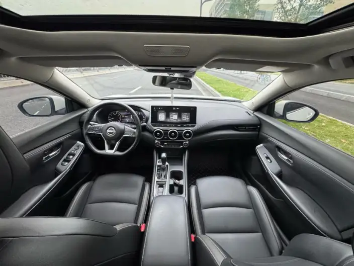 Nissan Sylphy 2023 Model 1.6L CVT Yuexiang Edition – фото 10