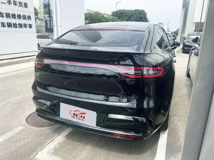 Luxeed R7 2025 Model Extended Range 53.4kWh Max Rear Drive Edition