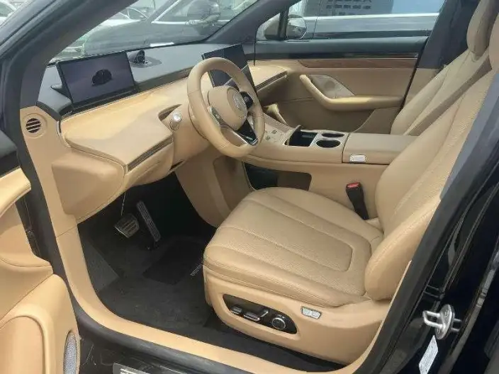 Luxeed R7 2025 Model Extended Range 53.4kWh Max Rear Drive Edition – фото 8