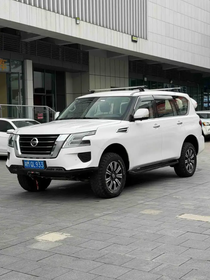 Nissan Patrol 2020 Model 4.0L Automatic 4WD 7 seat Parallel Imported – фото 1