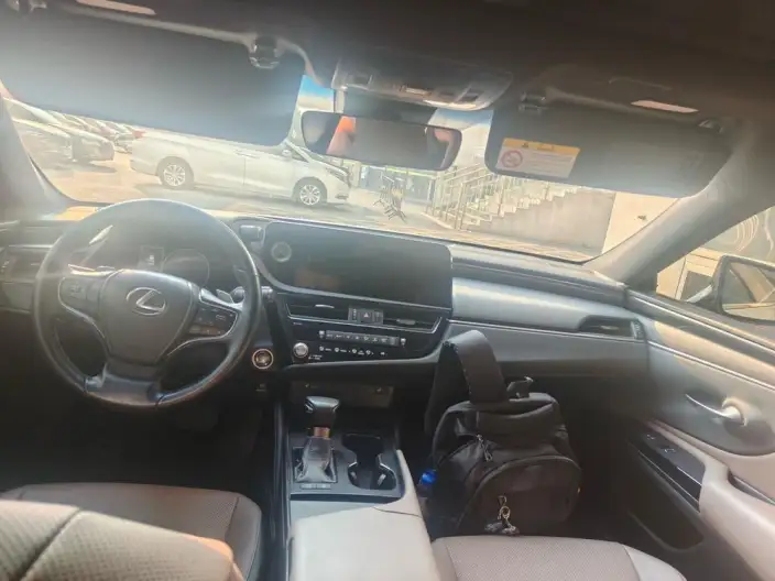 Lexus ES 2022 Model 200 Superior Edition – фото 8