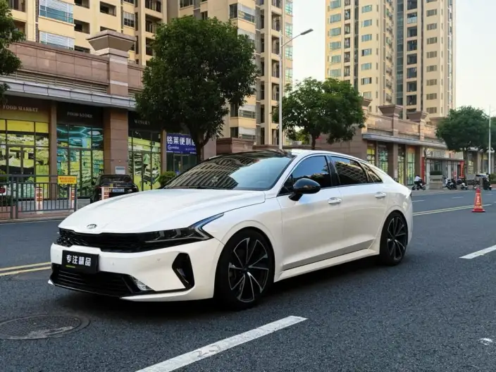 Kia K5 2020 Model 380T GT-Line Noble Technology Edition – фото 1