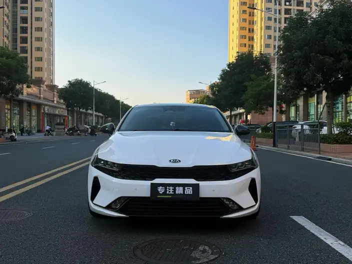Kia K5 2020 Model 380T GT-Line Noble Technology Edition – фото 2