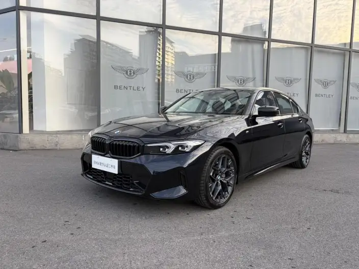 BMW 3 Series 2026 Model 330Li M Sports Night Set