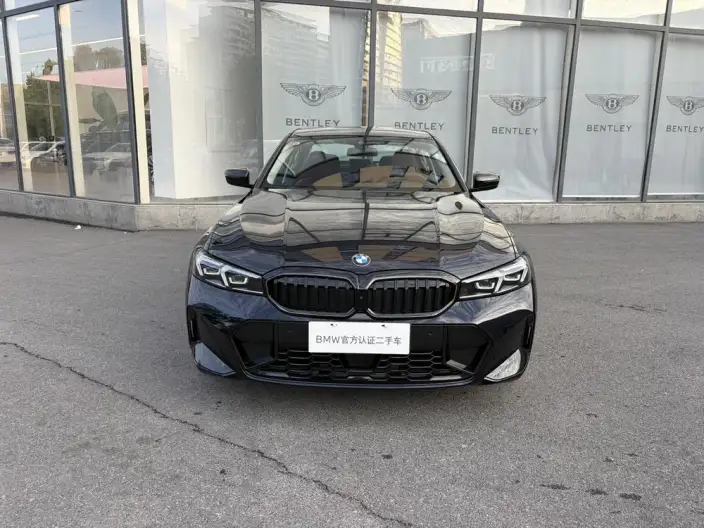 BMW 3 Series 2026 Model 330Li M Sports Night Set