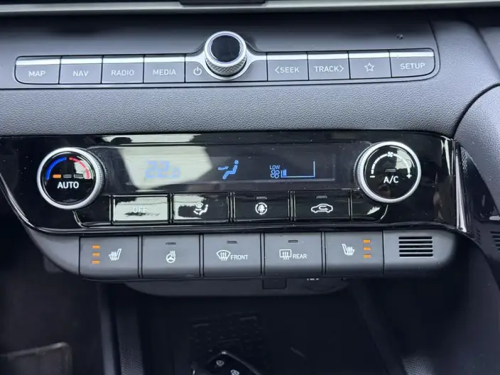 Hyundai Ioniq 2023 Model 1.5L CVT LUX Premium Edition – фото 7