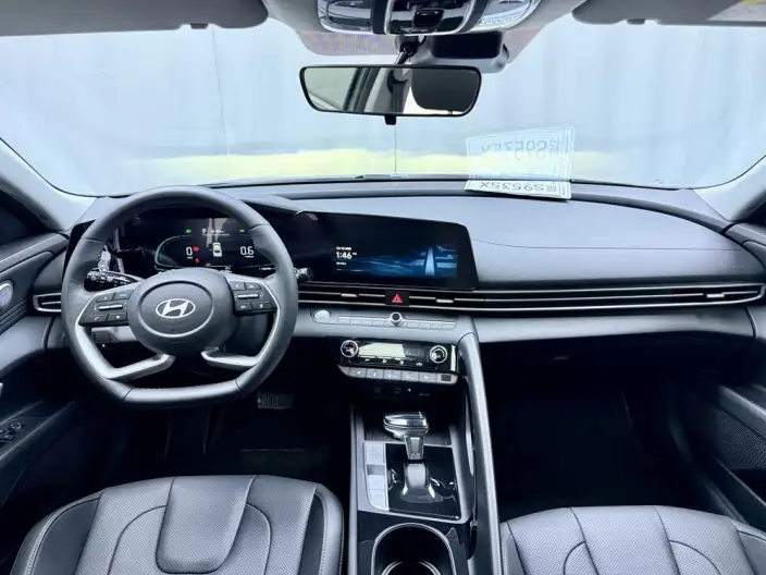 Hyundai Ioniq 2023 Model 1.5L CVT LUX Premium Edition – фото 8