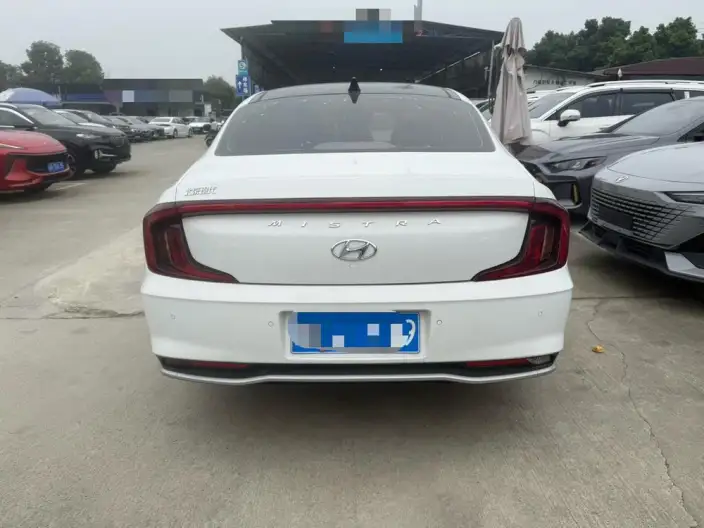 Hyundai Mistra 2021 Model 1.8L MPi CVT Elite Edition GLX