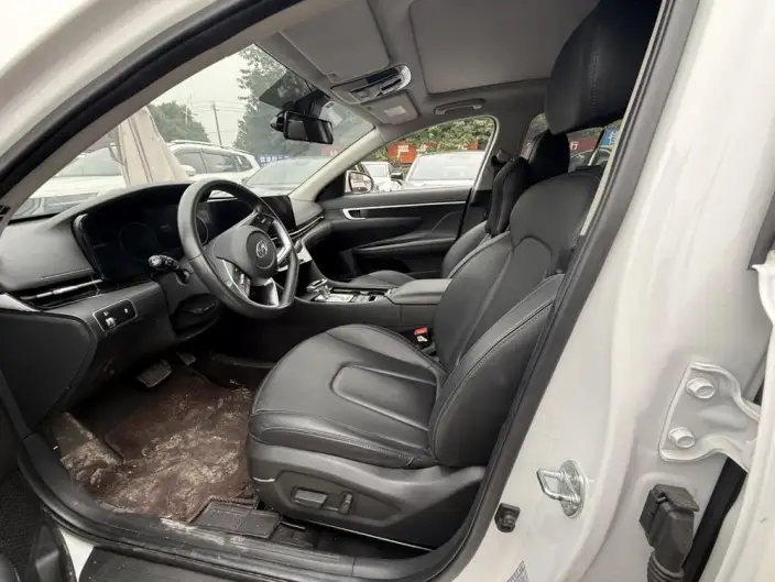 Hyundai Mistra 2021 Model 1.8L MPi CVT Elite Edition GLX – фото 7