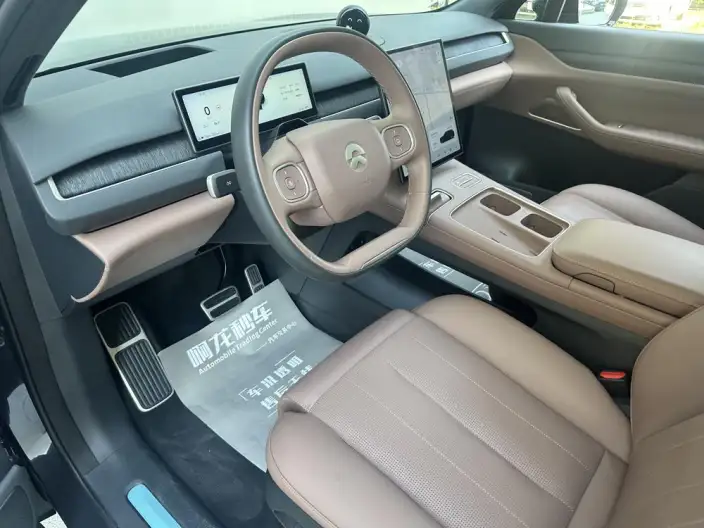 NIO ES8 2023 Model 75kWh Executive Edition – фото 7