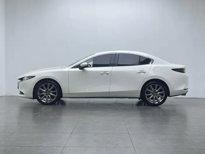 Mazda3 Axela 2023 Model 2.0L Automatic Zhi Ya Edition – фото 4