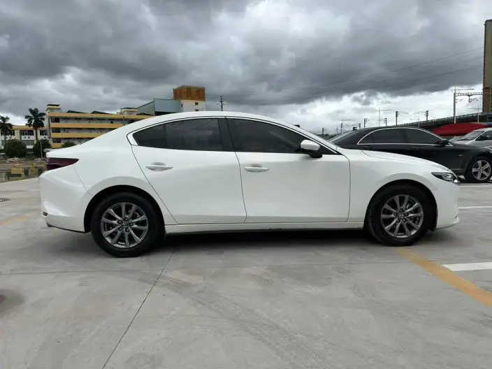 Mazda3 Axela 2023 Model 2.0L Automatic Zhi Engine Edition – фото 8