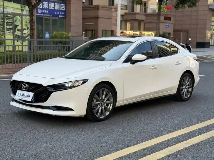 Mazda3 Axela 2020 Model 2.0L Automatic Zhi Ya Edition