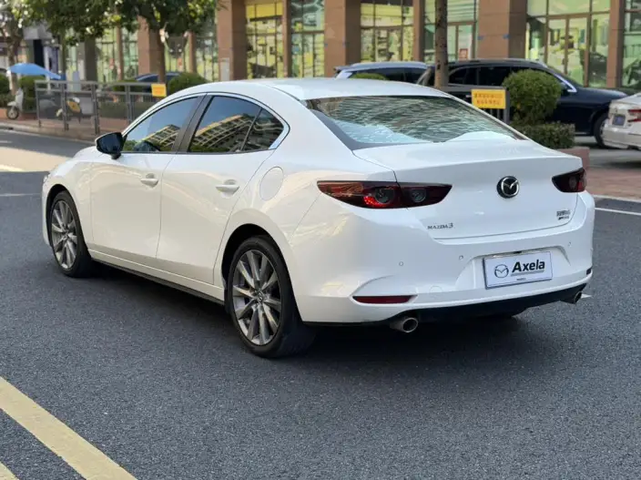 Mazda3 Axela 2020 Model 2.0L Automatic Zhi Ya Edition – фото 5