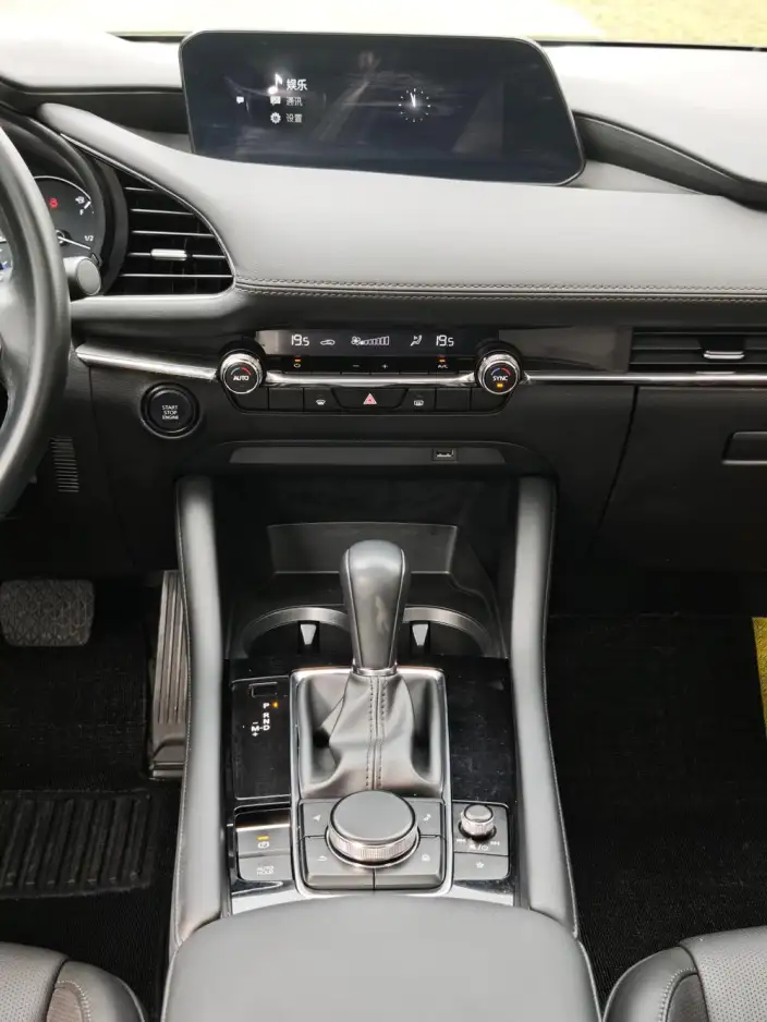 Mazda3 Axela 2022 Model 2.0L Automatic Zhi Ya Edition – фото 10
