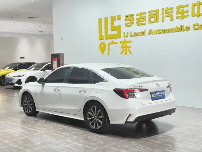Model Ge 2023 Model 240TURBO CVT Deluxe Edition – фото 5
