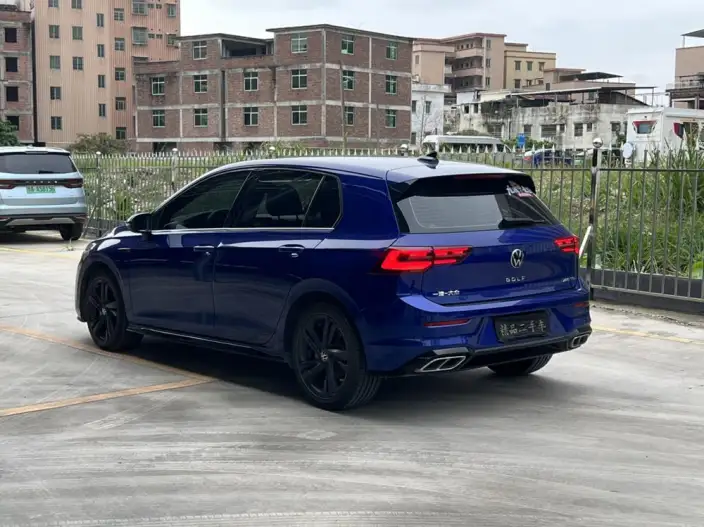 Volkswagen Golf 2021 Model 280TSI DSG R-Line – фото 5