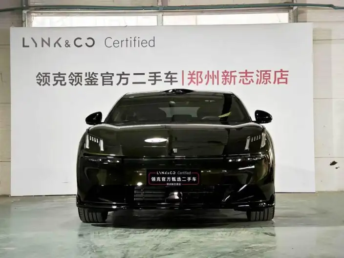 Lynk & Co 10 EM-P 2025 Model 240 4WD Ultra Sports Edition