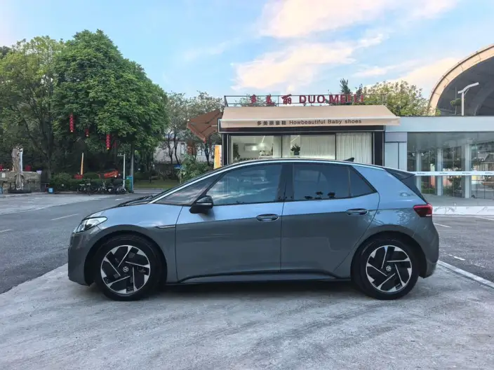 Volkswagen ID.3 2023 Model Pure Smart Edition