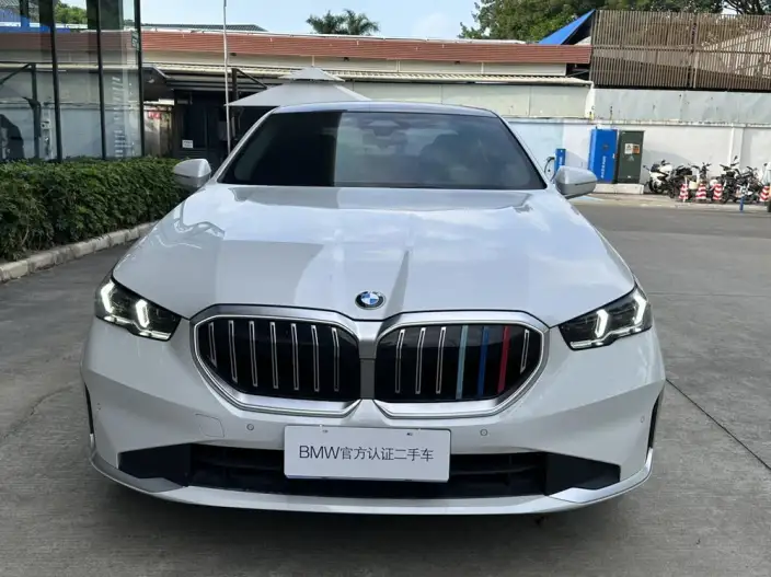 BMW 5 Series 2024 Model 525Li M Sports Set