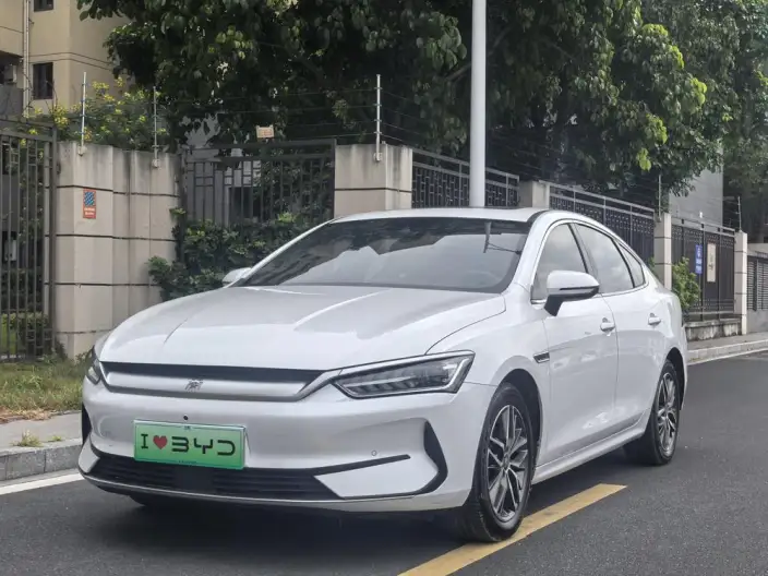 Qin Plus EV 2021 Model 500KM Luxury Model – фото 1