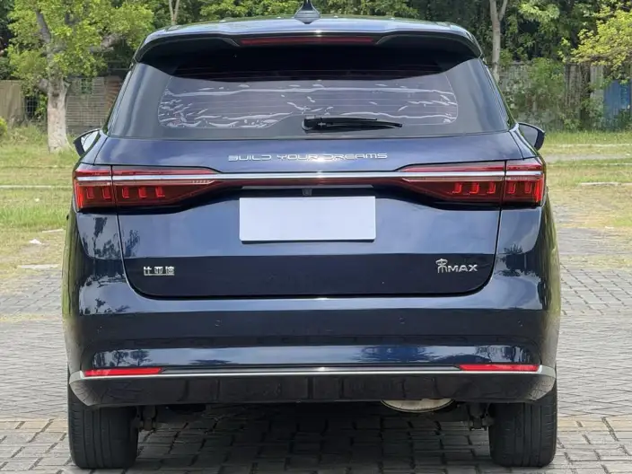 BYD Song MAX 2021 Model L Class Edition 1.5T Manual Luxury Model 7 seat – фото 6