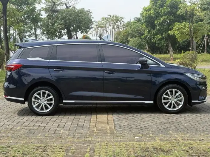 BYD Song MAX 2021 Model L Class Edition 1.5T Manual Luxury Model 7 seat – фото 8