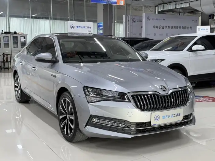 Skoda Superb 2023 Model TSI280 DSG Exclusive Edition – фото 3