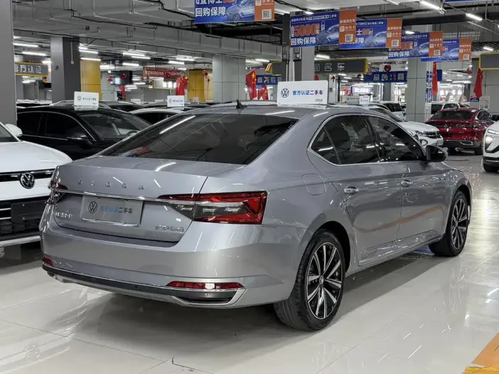 Skoda Superb 2023 Model TSI280 DSG Exclusive Edition – фото 6