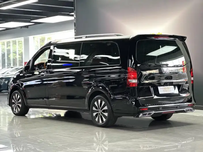 Viano 2023 Model 2.0T Elite Edition 7 seat