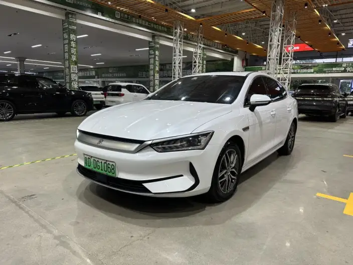 Qin Plus EV 2021 Model 500KM Luxury Model – фото 1