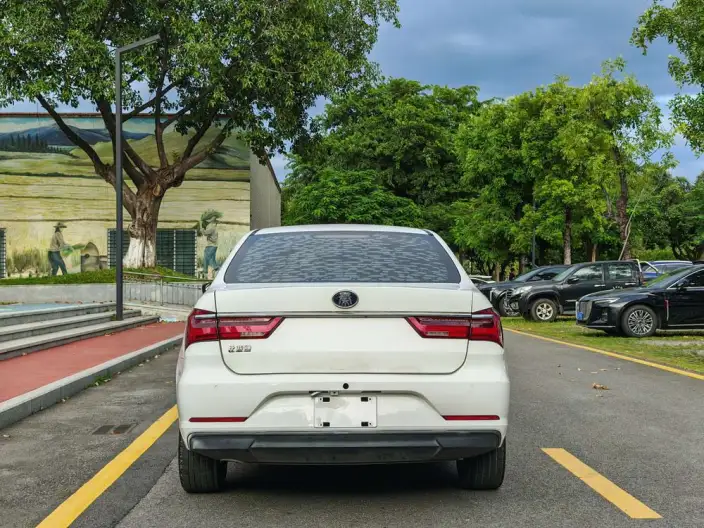 Qin EV 2020 Model Travel Edition – фото 5