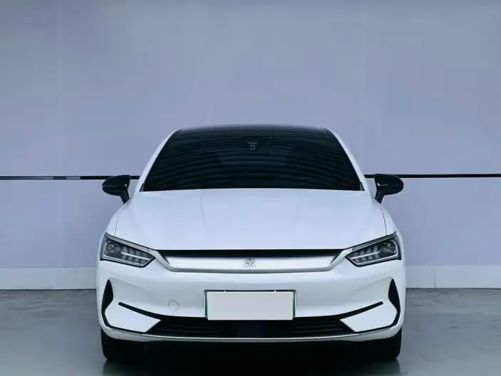 Qin Plus EV 2023 Model Champion Edition 420KM Leading Model – фото 2