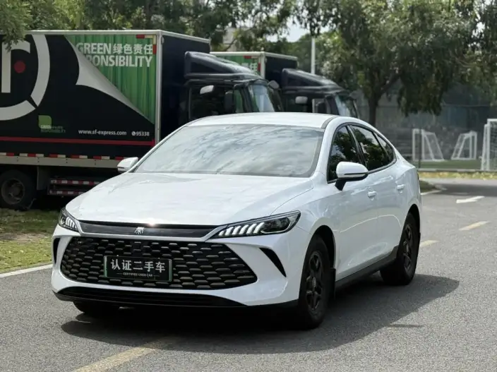 BYD Qin PLUS DM 2025 Model Smart Driving Edition DM-i 55KM Leading Model – фото 1