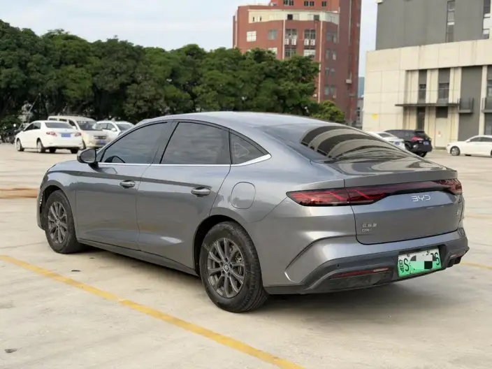 QinL DM 2024 Model DM-i 80KM Leading Model – фото 4
