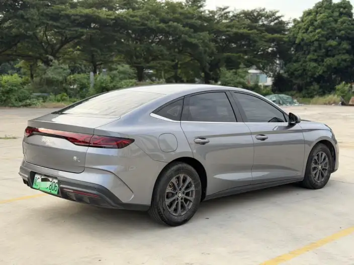 QinL DM 2024 Model DM-i 80KM Leading Model – фото 6