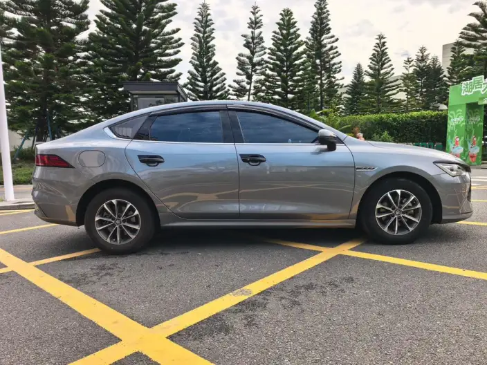 BYD Qin PLUS DM 2024 Model Honor Edition DM-i 55KM Leading Model – фото 7