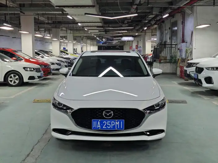 Mazda3 Axela 2021 Model 2.0L Automatic Zhi Ya Edition
