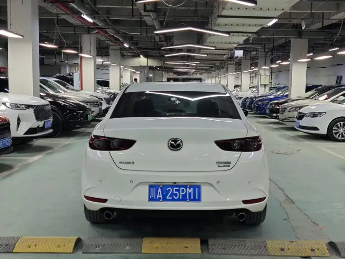 Mazda3 Axela 2021 Model 2.0L Automatic Zhi Ya Edition – фото 5