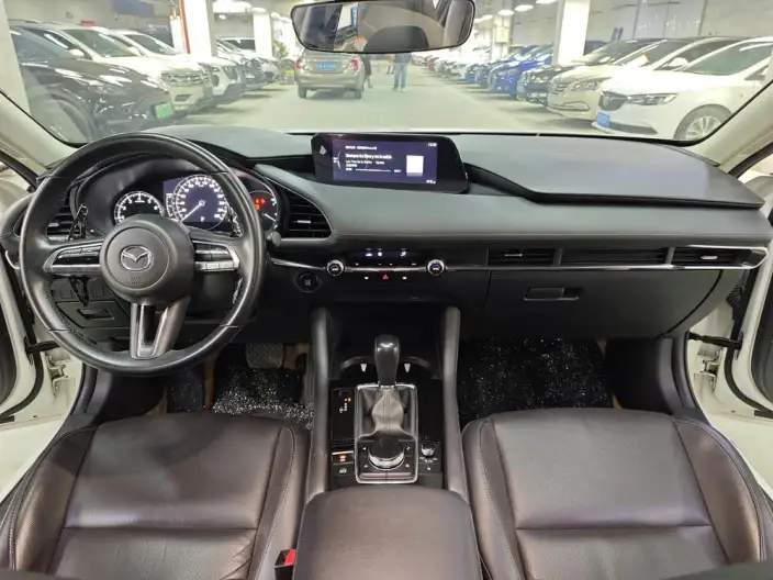 Mazda3 Axela 2021 Model 2.0L Automatic Zhi Ya Edition – фото 8