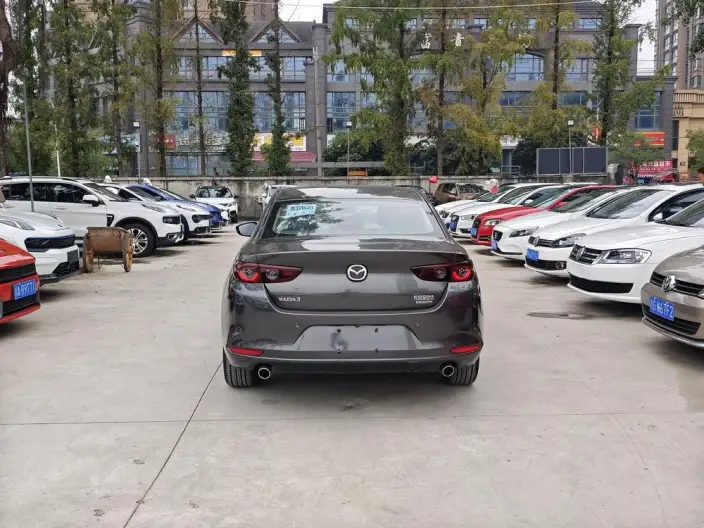 Mazda3 Axela 2020 Model 2.0L Automatic Zhi Ya Edition – фото 5
