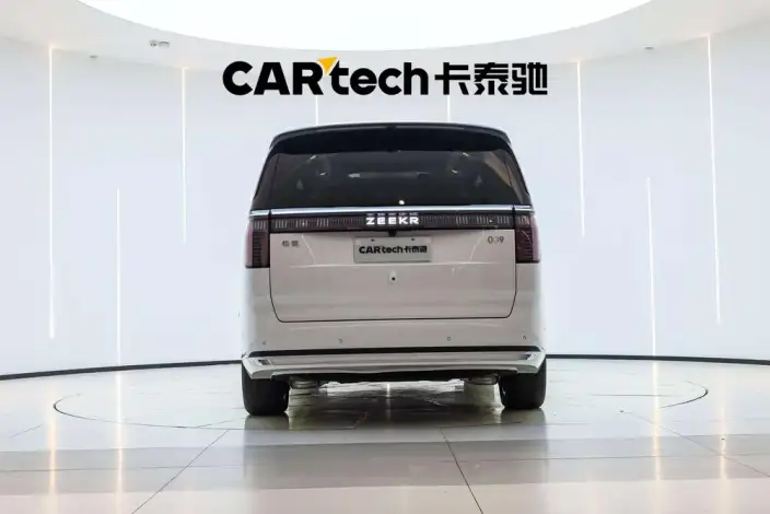 ZEEKR 009 2024 Model VI seat Executive Edition 4WD 108kWh – фото 6