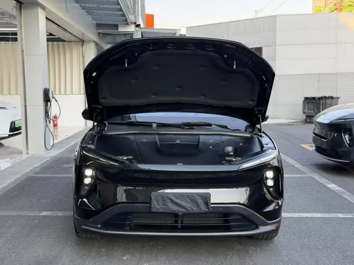 NIO ES6 2024 Model 75kWh – фото 8