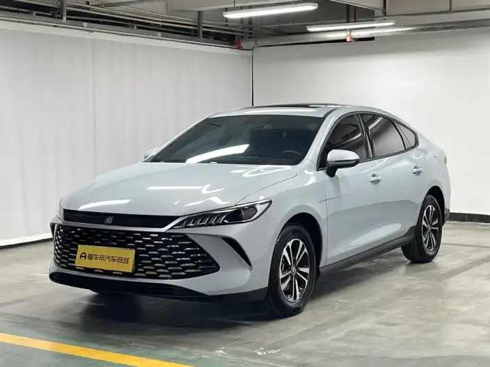 BYD Qin PLUS DM 2026 Model DM-i 210KM Enterprising Model – фото 1