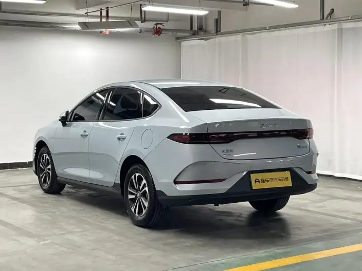 BYD Qin PLUS DM 2026 Model DM-i 210KM Enterprising Model – фото 5