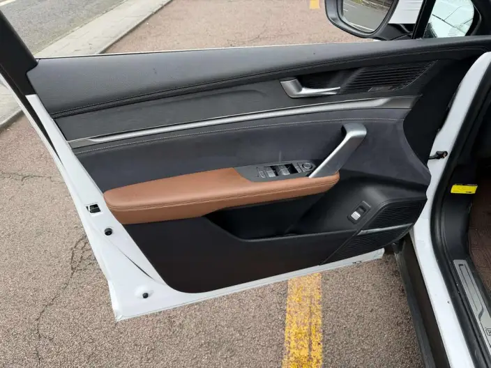 BYD Tang DM 2021 Model DM-i 1.5T 112KM Noble Model – фото 6